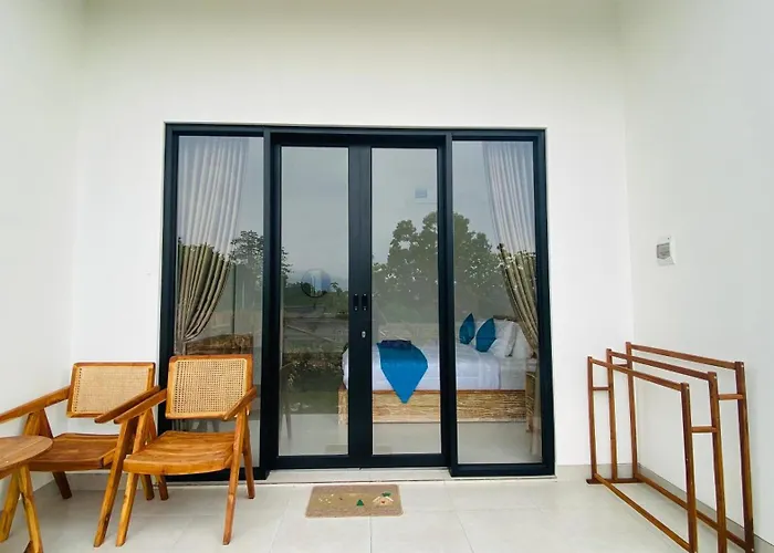 Hotel Evara Hill *